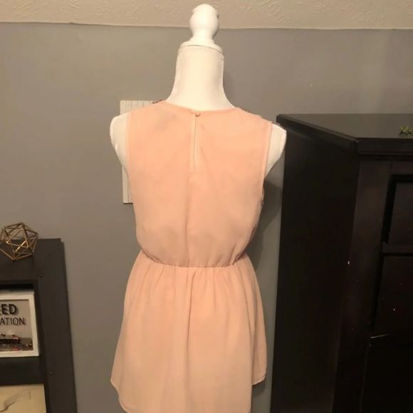 Dress - Picture 2 of 4